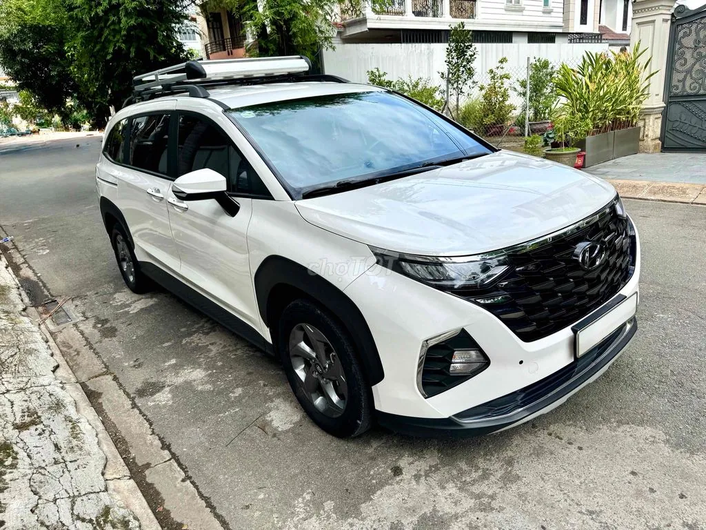 Hyundai Custin 2023 photo 2