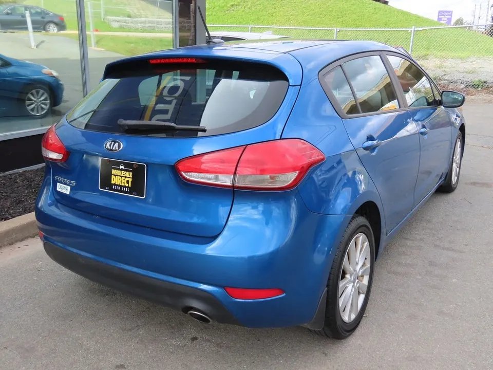 Kia Forte5 2014 photo 5
