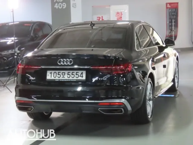 Audi A4 2021 photo 3