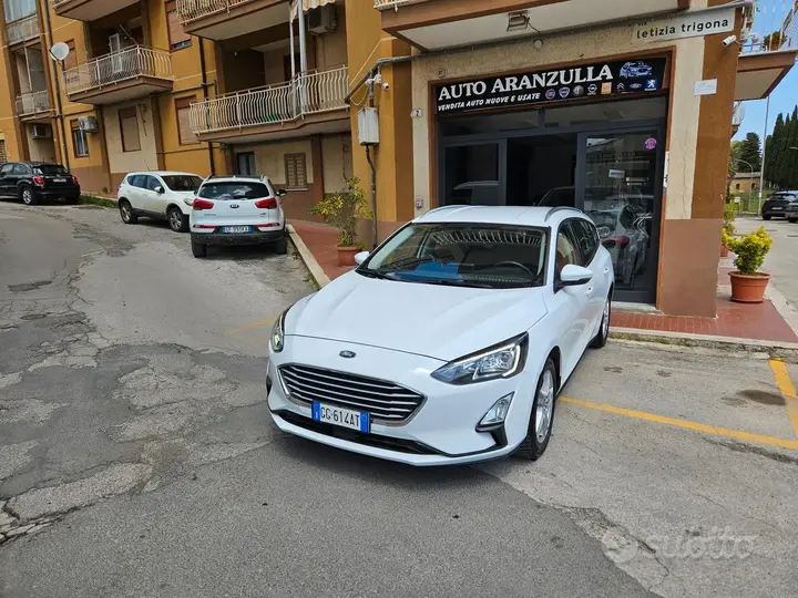 Ford Focus Sw 2021 photo 2