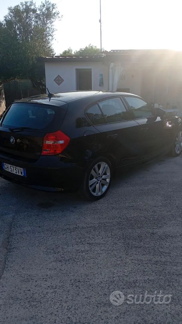 BMW 116 2011 photo 2