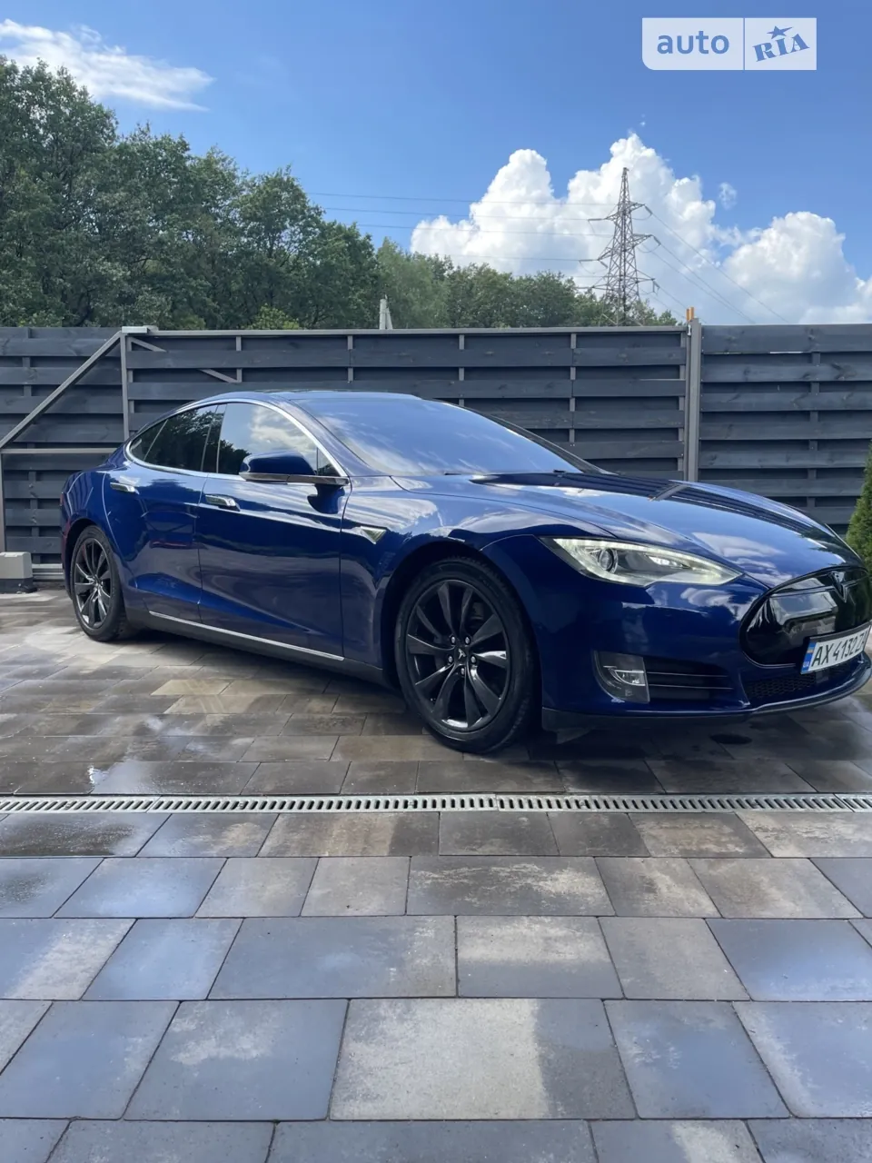 Tesla Model S 2015 photo 5