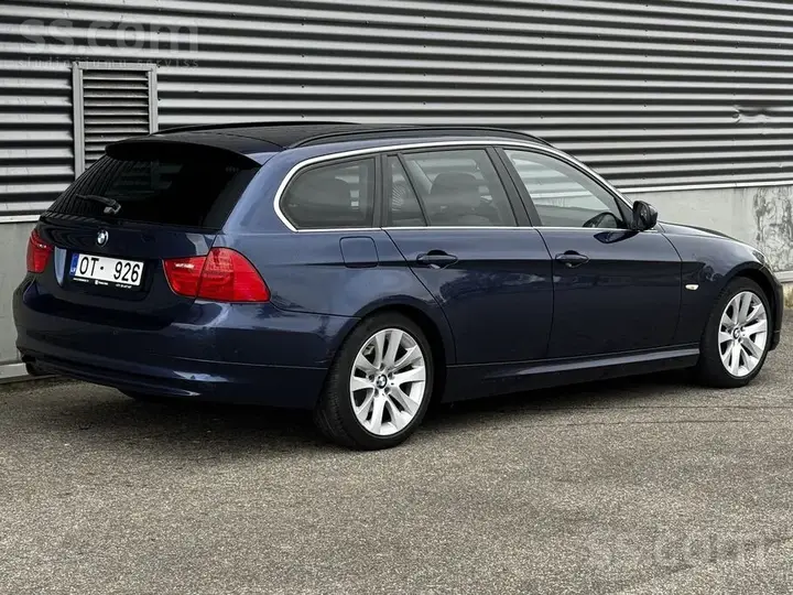 BMW 318D 2010 photo 5