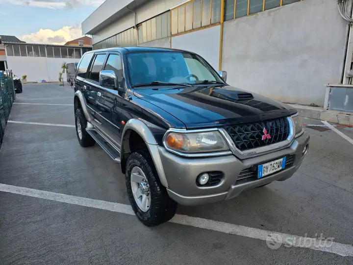 Mitsubishi Pajero Sport 2003 photo 4