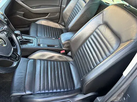 Volkswagen Passat 2017 photo 2