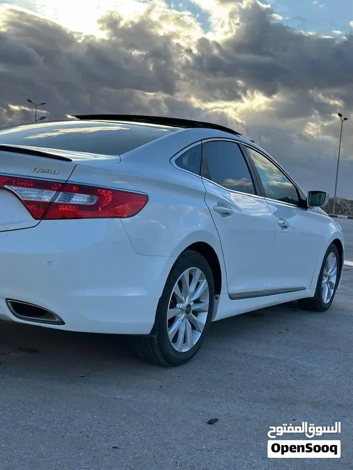 Hyundai Azera 2014 photo 4