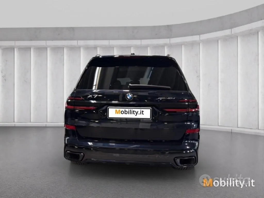 BMW X7 2025 photo 4