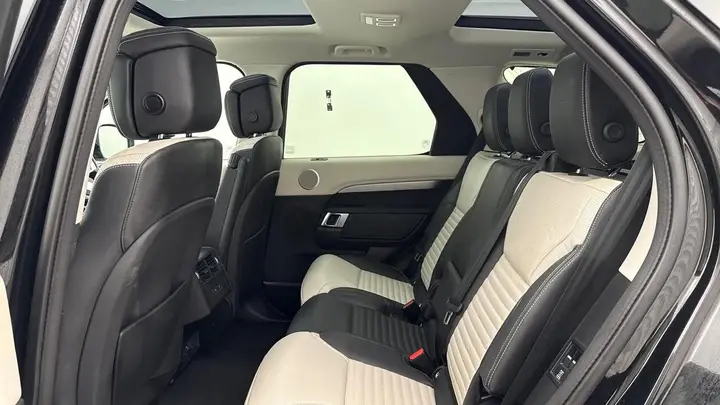 Land Rover Discovery 2024 photo 4