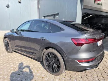 Audi E-Tron 2021 photo 3