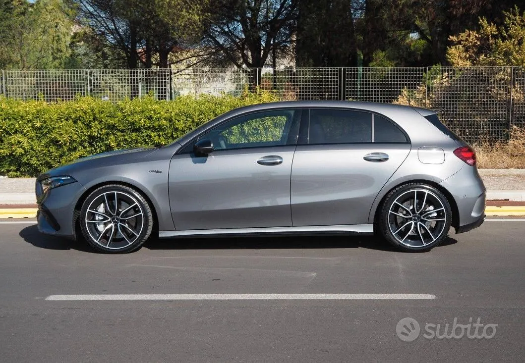 Mercedes-Benz A 35 Amg 2023 photo 3