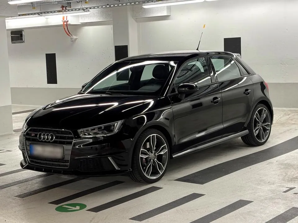 Audi S1