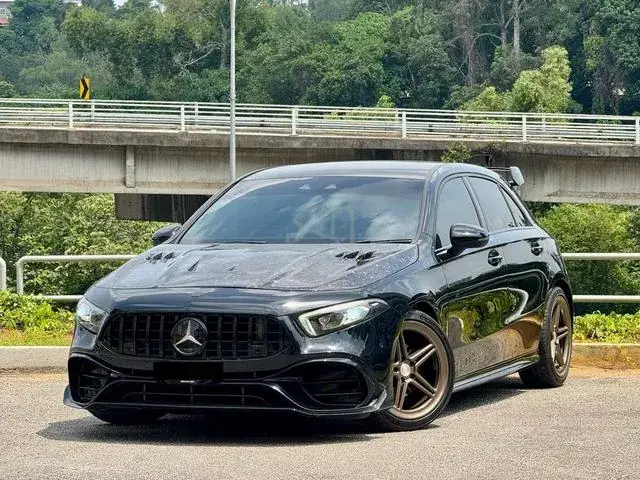 Mercedes-Benz A 180
