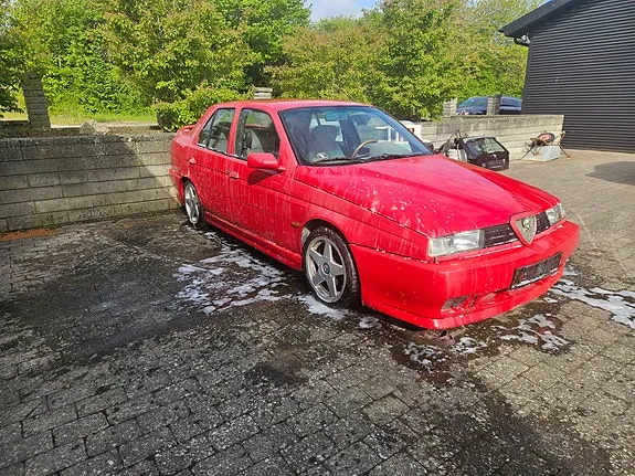 Alfa Romeo 155 1993 photo 2