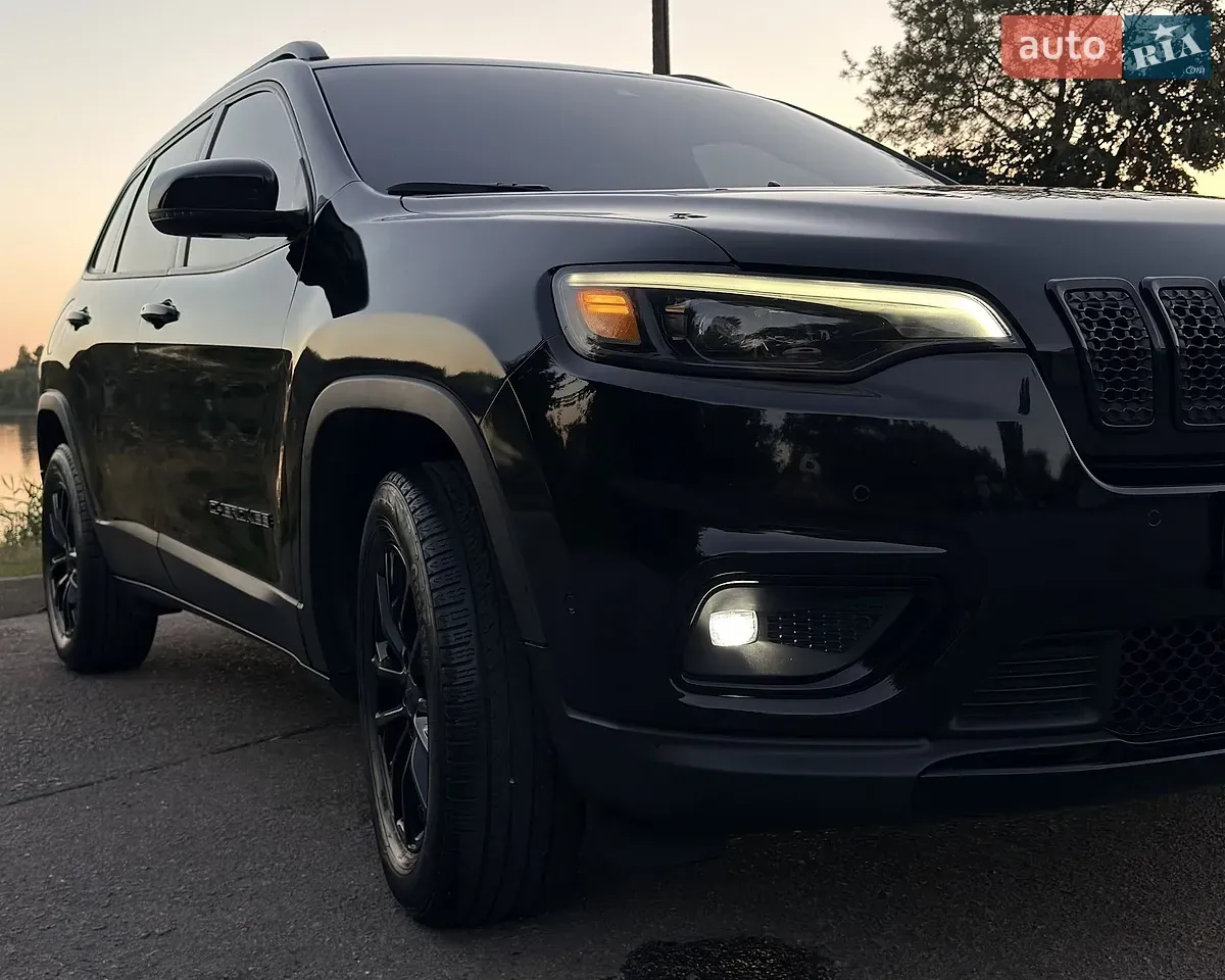 Jeep Cherokee