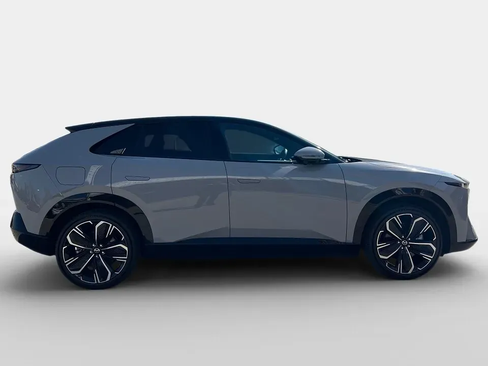 Mazda Cx-6E 2026 photo 3