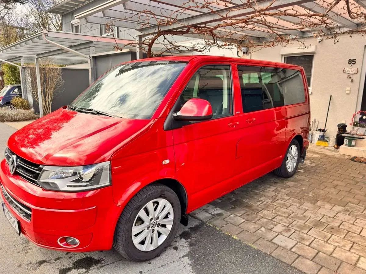 Volkswagen Multivan 2013 photo 2