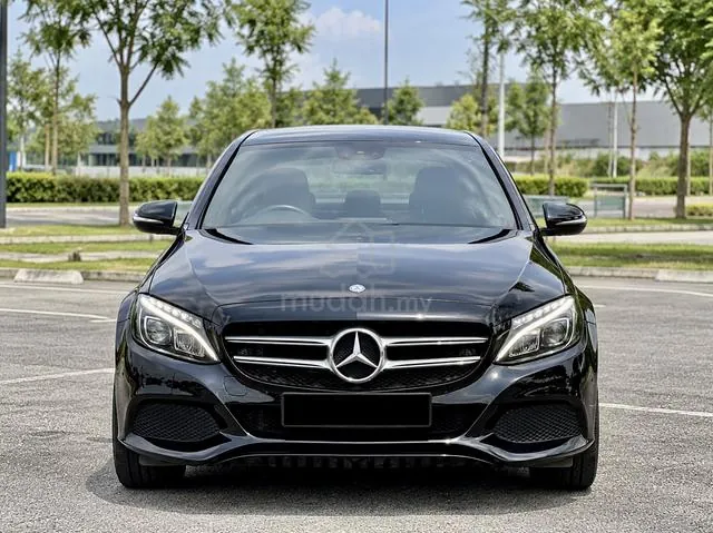 Mercedes-Benz C180