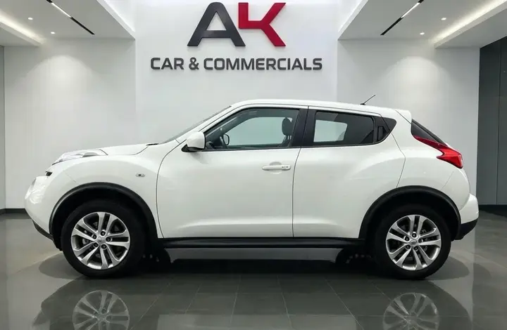 Nissan Juke 2011 photo 3