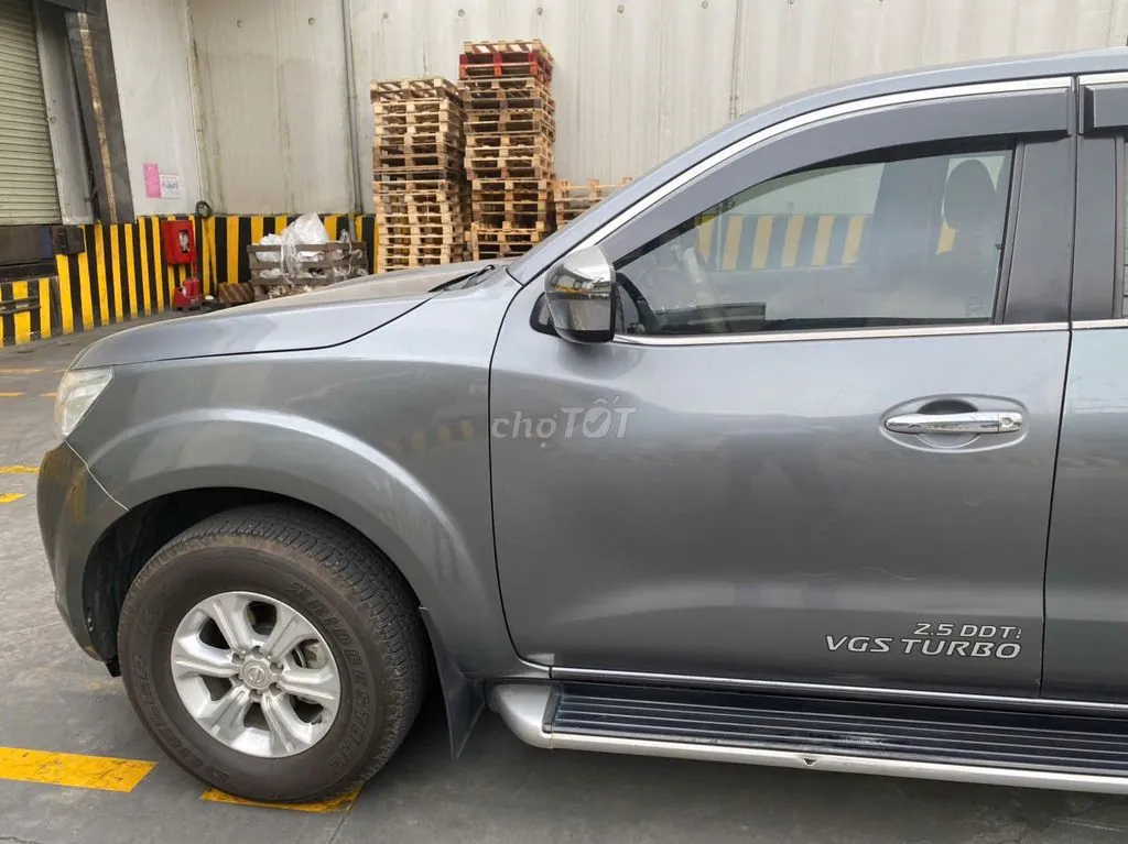 Nissan Navara 2017 photo 2