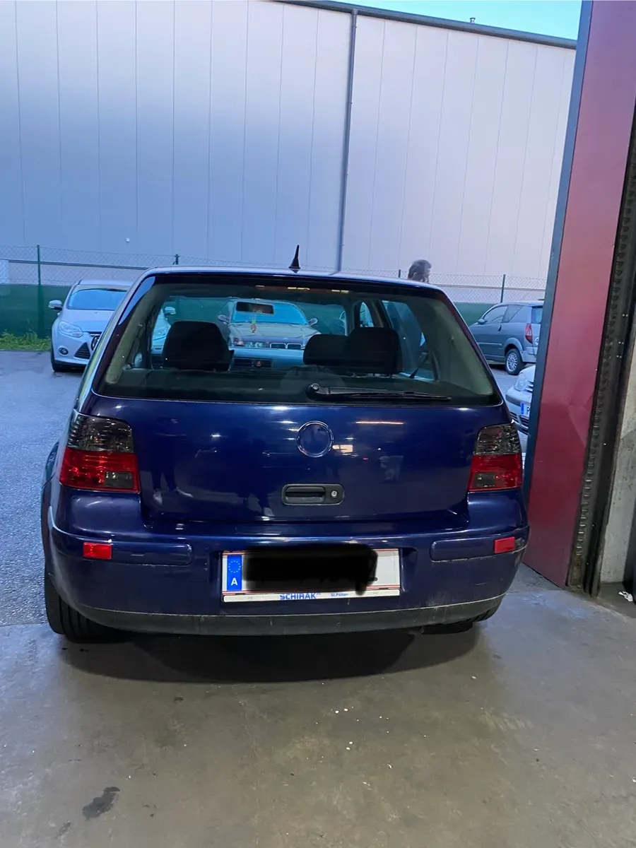 Volkswagen Golf 2001 photo 3