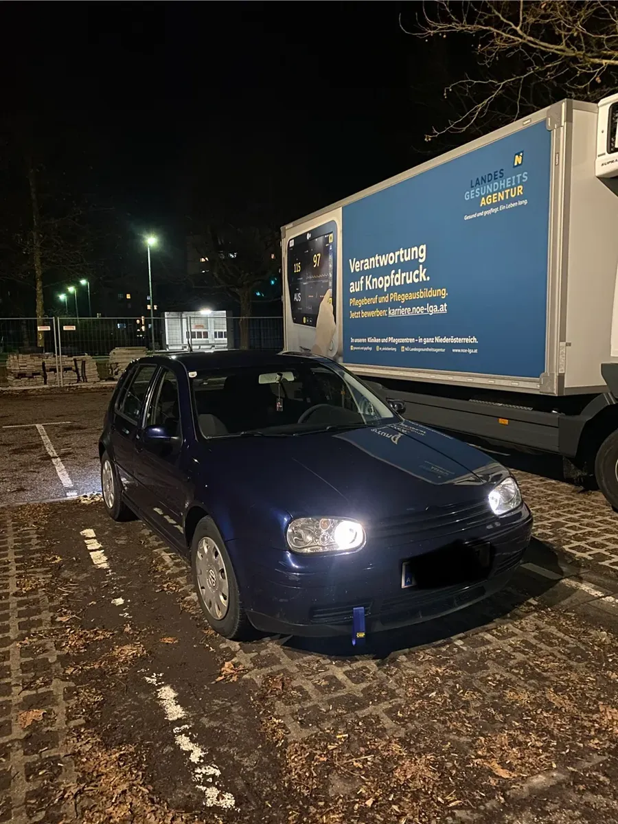 Volkswagen Golf 2001 photo 2