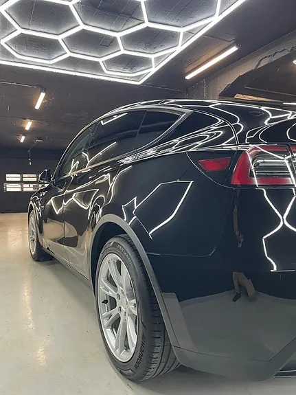 Tesla Model Y 2024 photo 4