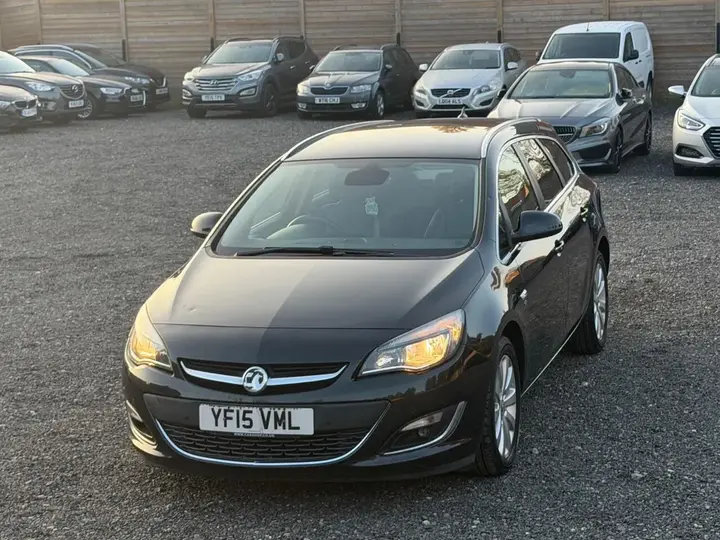 Vauxhall Astra 2015 photo 3
