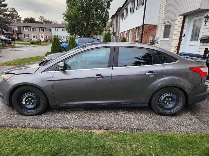 Ford Focus 2014 photo 3