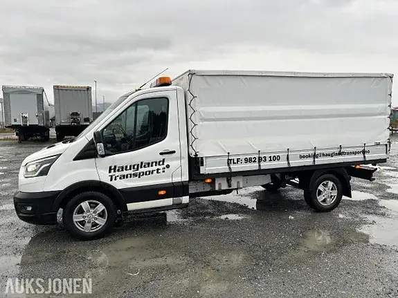 Ford Transit 2021 photo 2