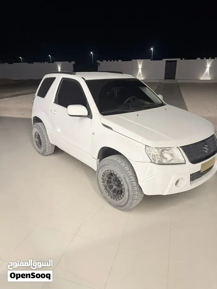 Suzuki Grand Vitara 2011 photo 4