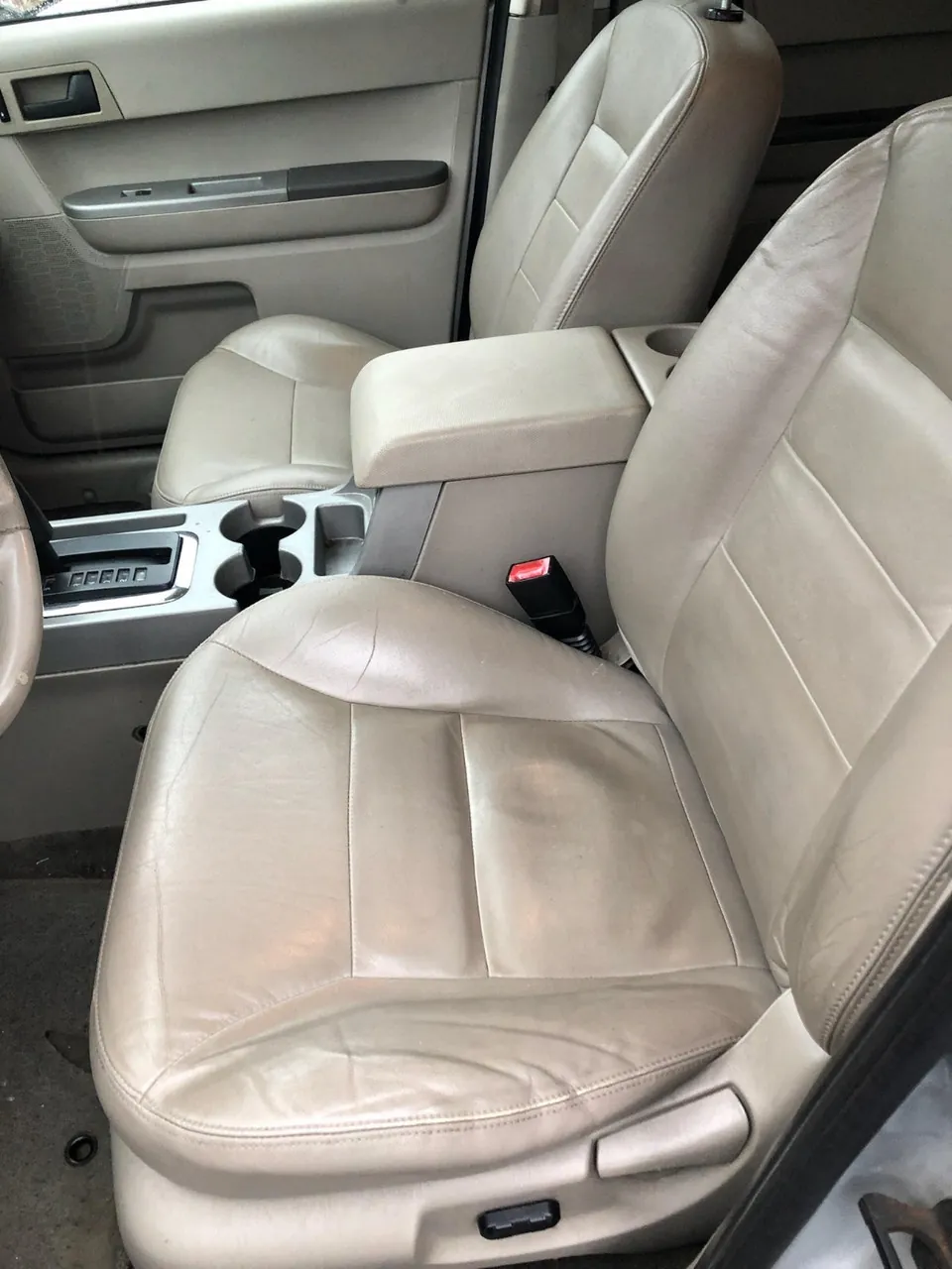 Ford Escape 2008 photo 4