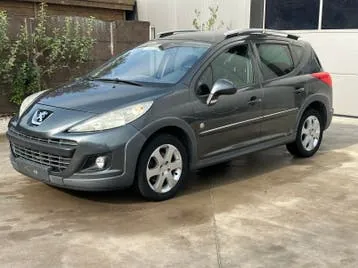 Peugeot 207 2009 photo 2