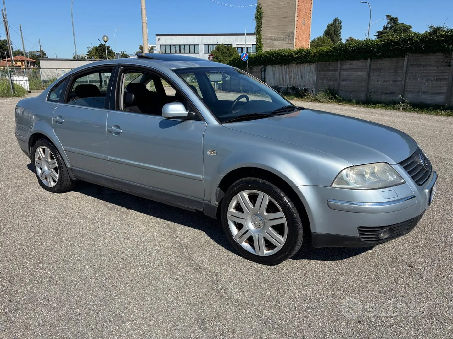Volkswagen Passat 2001 photo 4