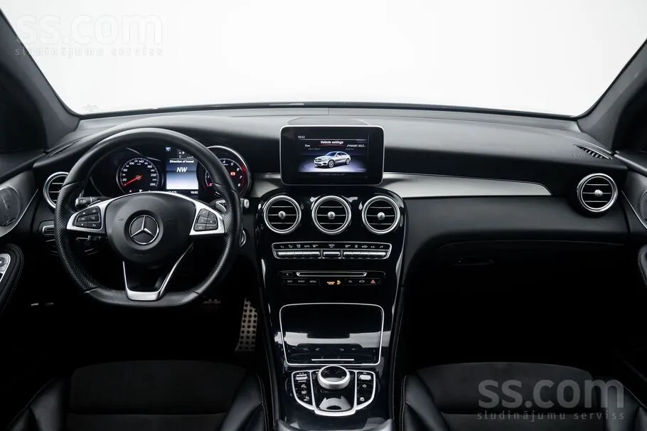 Mercedes-Benz Glc 2017 photo 2