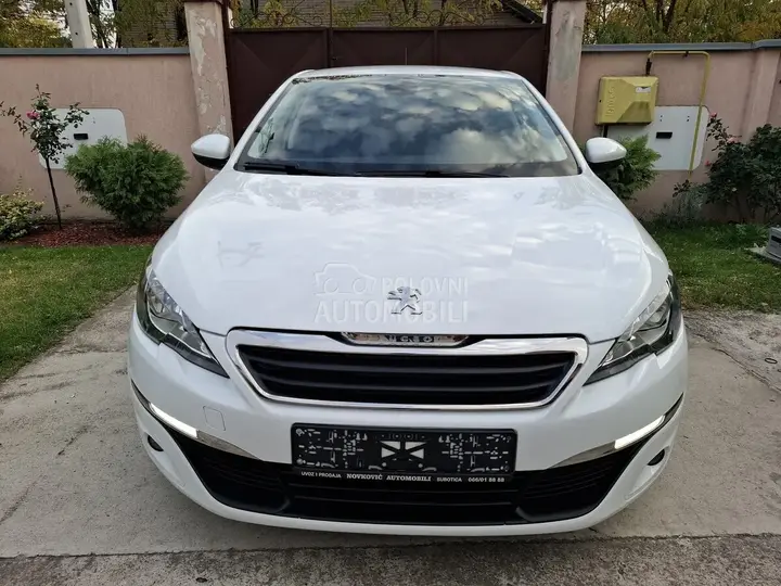 Peugeot 308 2014 photo 2