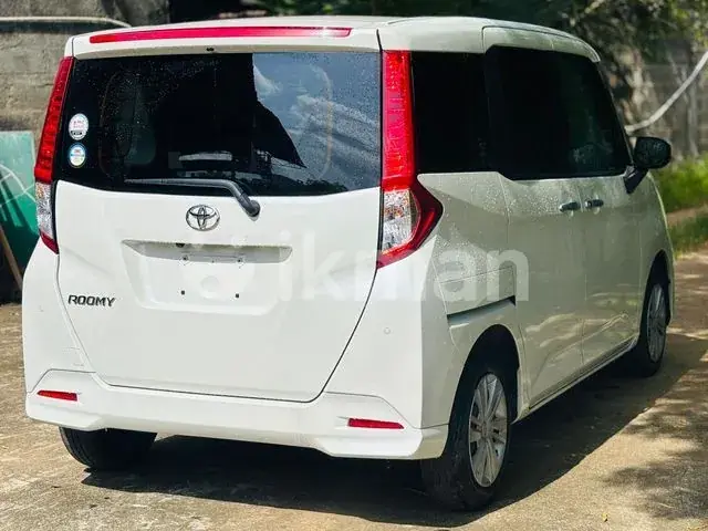 Toyota Roomy 2023 photo 4