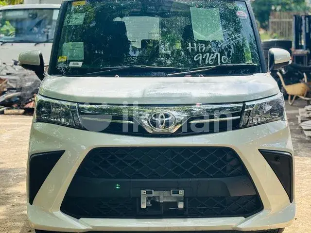 Toyota Roomy 2023 photo 2