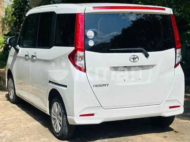 Toyota Roomy 2023 photo 3