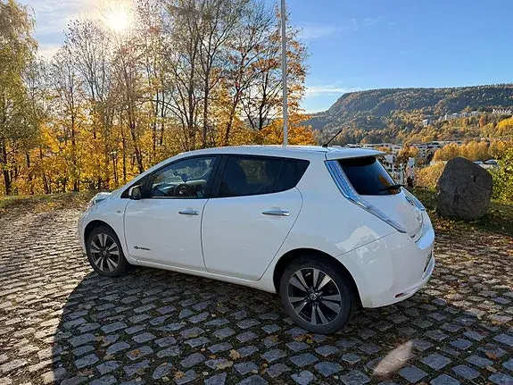 Nissan Leaf 2014 photo 3