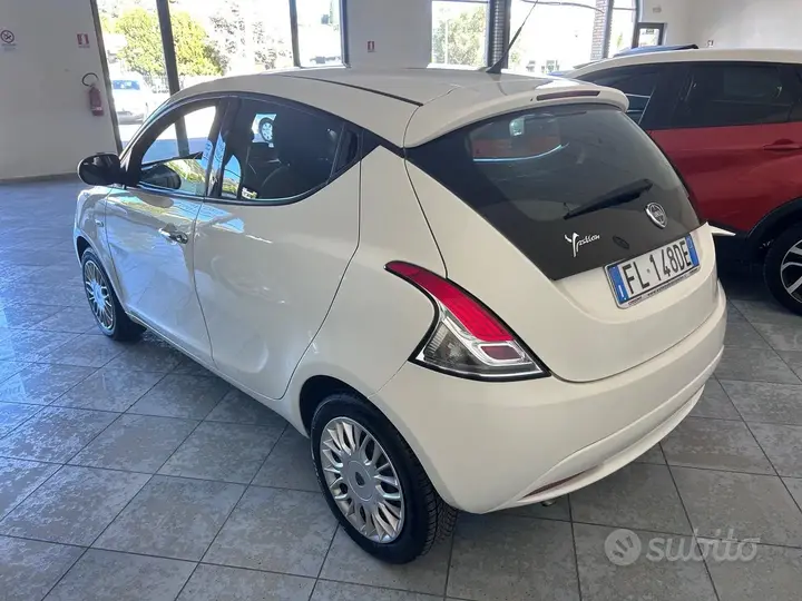 Lancia Ypsilon 2017 photo 5