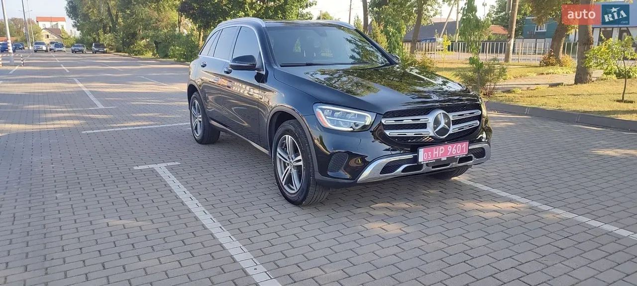 Mercedes-Benz Glc-Class 2019 photo 2