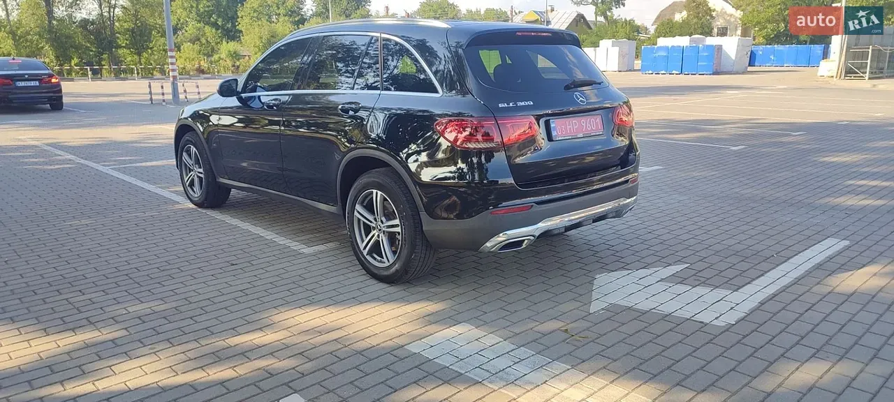 Mercedes-Benz Glc-Class 2019 photo 5