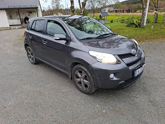 Toyota Urban Cruiser 2011 photo 2