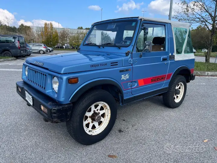 Suzuki Samurai 1991 photo 2