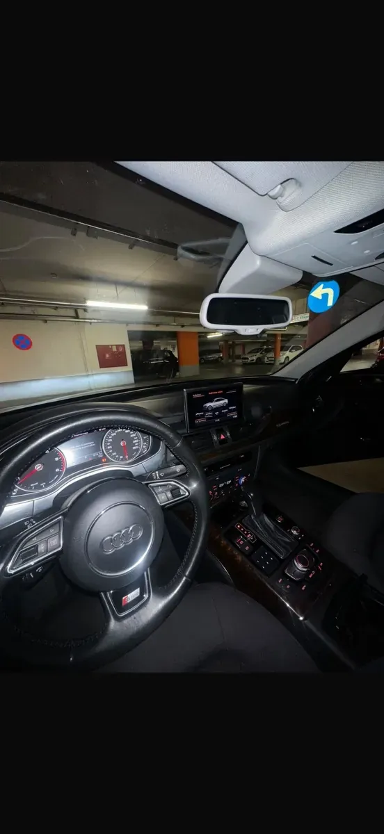 Audi A6 2017 photo 2