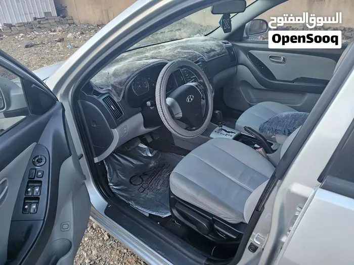 Hyundai Elantra 2009 photo 4