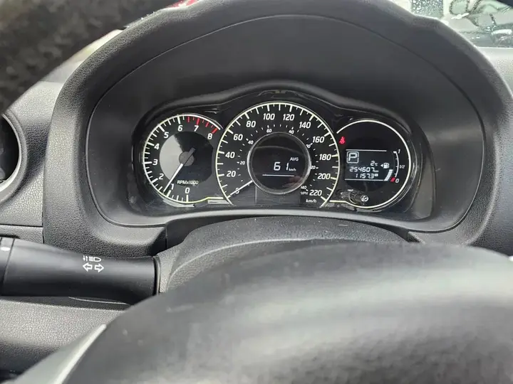 Nissan Versa 2016 photo 5