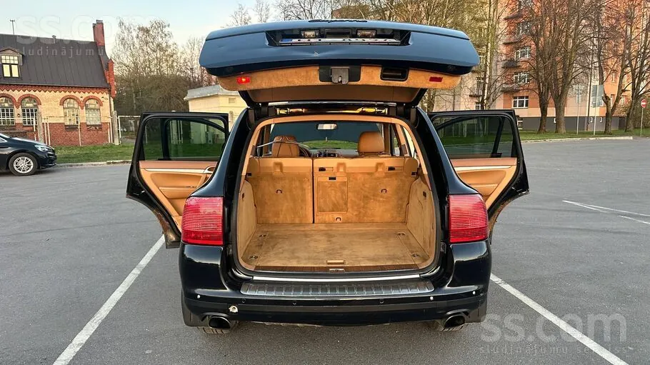 Porsche Cayenne 2006 photo 4