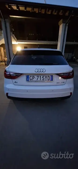 Audi A1 2023 photo 3