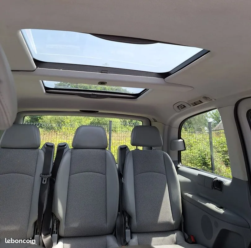 Mercedes-Benz Viano 2009 photo 3